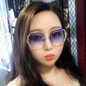 10％オフ高級デザイナーNEW MENSおよびWOMEN'S SUNGLASSES 20％オフダイヤモンドブルー放射メガネ女性韓国ファッションパーソナリティ女性反紫外線