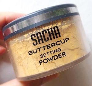 Sacha Sa Cha con caja minorista de polvo suelto Buttercup OilControl ilumina el maquillaje 30G Fast Ship 24 PCS9857440