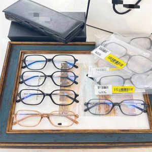 高級デザイナー高品質のサングラス製品の20％オフXiaoxiangfengプレーンメガネCH3417フラットアンチブルーライトメスの大きな顔は薄くなります
