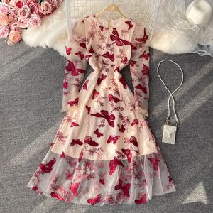 Stereoscopic Butterfly Embroidery Mesh Round Neck Dress Summer New Style Waist Wrap Shows Slim Temperament A-line Large Swing Long Dress