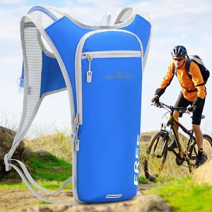 Utomhuspåsar 2023 6L Sportscykling Kör ryggsäck JUG Hydration Pack Ultralight Skin vandringscykel ridning av ryggsäck cykling