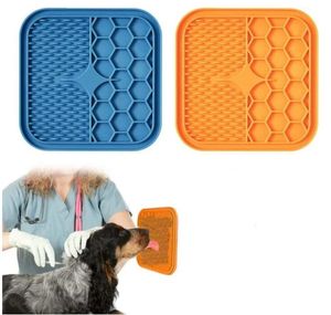 Husdjursmatningsmatta långsammare matare för katthund Licky Licking Mat Puppy Bathing Distraction Pads Silicone Dispenser