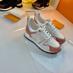 Sapatos de topo alta 2023 estrela europeia com o mesmo parágrafo couro de malha superior de malha plana fábrica de fábrica direta grátis 35-45 nbhyhgty000001