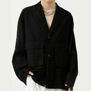 Męskie garnitury Blazers Autumn Korean Rekrut dla mężczyzn Streetwear Vintage luźne swobodne paski duży kieszonkowy man blezer mężczyzna
