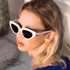 10 % RABATT auf neue Luxus-Designer-Sonnenbrillen für Herren und Damen. 20 % Rabatt auf modische Cat-Eye-INS-Sonnenbrillen online, Rot, gleicher Stil für Herren