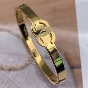 2024SS 6 Mix Colors Women Designer Bangles Gold Pated Luxury Letter Couple Bracelets Without Box