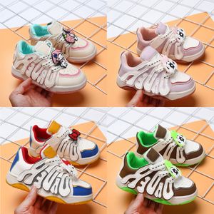 Kids Shoes Casual Kids Brand shised shours اطفال أحذية شباب مدربين الأطفال أحذية رياضية في الهواء الطلق صغار الصغار 27-35 DVKR2