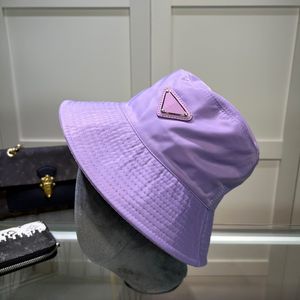 2023 Desingers bucket hats Luxurys Wide Brim Hats solid color letter sunhats fashion Party trend travel buckethats Chapéu de cem de alta qualidade muito bom 3 estilos