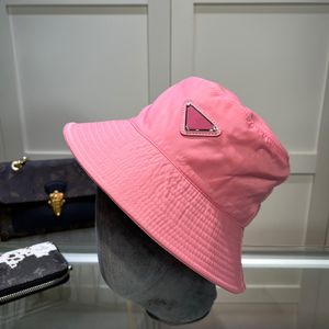 2023 Cappelli a tesa larga Nuovo cappello da uomo firmato berretto da baseball cappelli a secchiello primavera ed estate lettere ricamate regolabili multi colore solido uomo donna hip hop berretto nuova era