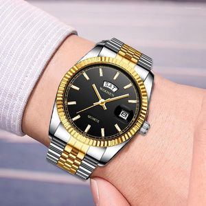 Zegarek luksusowy moda obserwuje srebrną złotą stal ze stali nierdzewnej data kwarcowa imitacja imitacja man watchWristwatches thun22