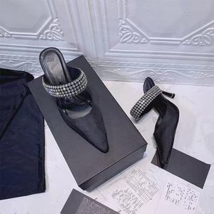 Stiletto Heels Diseñador de sandalias de tacón de tacón zapatos de tacón zapatos de alta calidad con mampostería de moda Sandalia transparente al por mayor 2023 Sandalias de diseñador Designer Sludes