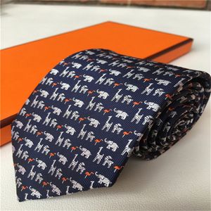 패션 디자이너 남성 실크 넥 타이 킨니 슬림 좁은 폴카 점선 문자 Jacquard Woven Neckties 손으로 많은 스타일의 상자