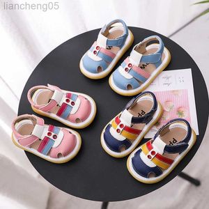 Sandaler 2021 Summer Spädbarn Småbarn Sandaler Baby Girls Boys Casual Shoes Soft Bottom äkta läderbarn Barn Anti-Collision Shoes W0327