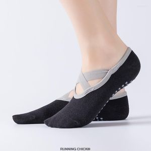 Calzini da donna RUNNING CHICK Balletto antiscivolo sui lati incrociati Backless Yoga Professional Five Fingers all'ingrosso