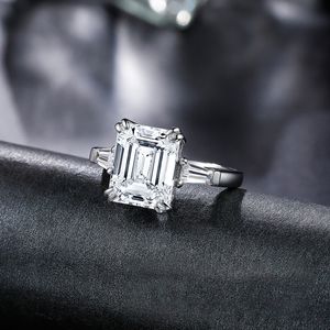 Anel de Noivado Colorfish Luxury Asscher Cut Três Pedras 3 Quilates Sintético Brilhante Nscd Feminino Anel de Casamento em Prata Esterlina 925 J190715