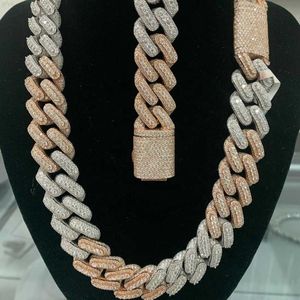Neu eingetroffen Miami Herren-Halskette mit kubanischer Kette aus 925er-Sterlingsilber mit vollständig geeistem VVS-Moissanit-Diamant