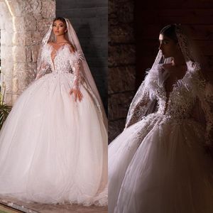 Luxurious Feather White Arabic Wedding Dresses Ball Gown Deep V Neck Bridal Dress Full Sleeve Lace Custom Made Gowns