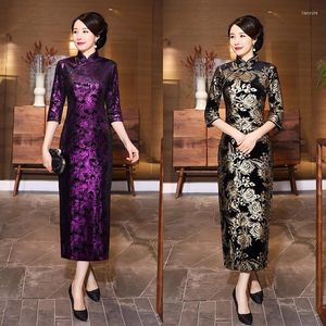 Этническая одежда осень и зимняя золотая бархатная бархата Cheongsam Dail