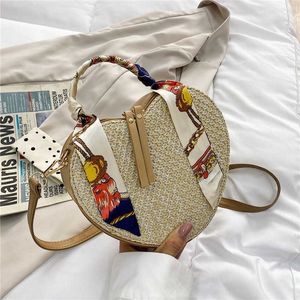 Beach Bags Summer 2023 Fashion Silk Scarf Portable Straw Woven Women s Bag Korean Version Peach Heart s Single Shoulder Messenger Small Beach 230327