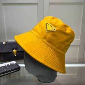 2023 Desingers bucket hats Luxurys Wide Brim Hats solid colour letter sunhats fashion Party trend travel buckethats High Quality hundred hat very