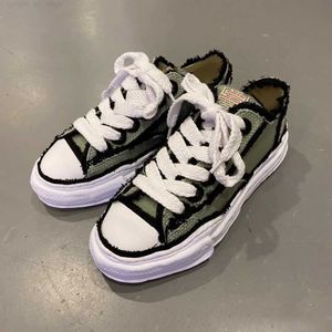 MMY CO DISSING SHOES مصمم أحذية عارضة Maion Mihara Yasuhiro Green Slice Soled Loves Daddy Sports Sustual Board Shoes