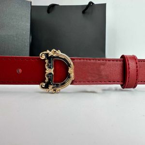Cintura di design Moda Casual Cintura da donna versatile Marchio di lusso Fibbia liscia Cinture in pelle da uomo Pelle bovina di alta qualità Larghezza 2,5 cm