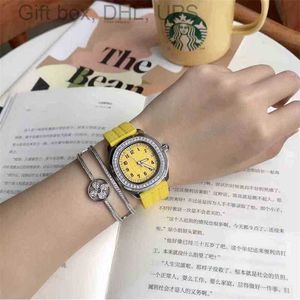 화이트 럭셔리 시계 버클 MENS PATE 바늘 Philipp Baida Leisure Pointer Round Women 's WatchWristWatches Fashion Watch Nautilus ZVR2