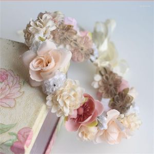 Headpieces Beach Holiday Hawaiian Wreath Bridal Headbonad Simulation Flower Bandband Tillbehör