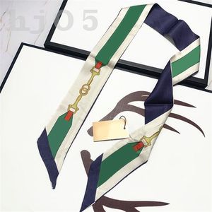 Jedwabny szalik z różnorodnym wzorem luksusowe szaliki kreatywne nowoczesne litery w paski wstążki torby ręczne wisiork mieszane kolory panie szalik