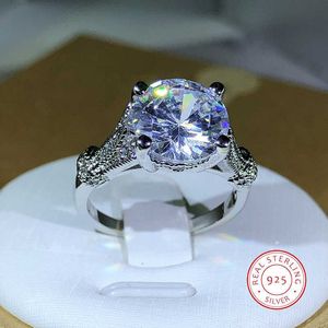 Band Rings 925 Sterling Silver Fashion Sale Four Prong White Zircon Ring for Ladies Engagement Party Jewelry Gift Z0327