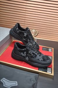 Perfekt 2023s/s sneakers män skor renylon tyger tekniska borstade läder herrar skateboard gå låg topp sneakers rabatt sport eu39-46