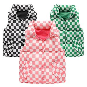 Weste Herbst Herbst warme Mädchen Fashion Checkerboard gepolsterte Jacke Casual Stand Collar Down Baumwollweste 2Y10y 230327