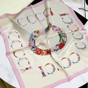 Kvinnor Silk Scarf Designer Flower Letter Print Headscarf Fashion Bag Ribbons Woman Summer Scarfs 70 med 70 cm sjal Small Squares Scares