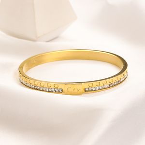 Designer Bangle Bracelets 18K Gold Bracelet 925 Silver Fashion Women Design Bracelet Stainless Steel Jewelry Springtime Accessories Simple Google Gift Family