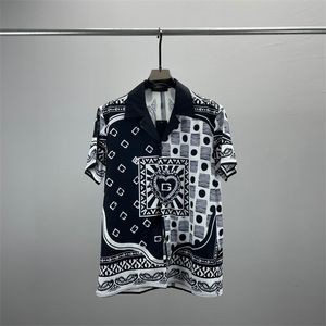 2 luksusowe projektanci koszule moda męska tygrys litera V jedwabna koszula do gry w kręgle koszule męskie Slim Fit sukienka z krótkim rękawem koszula M-3XL #99