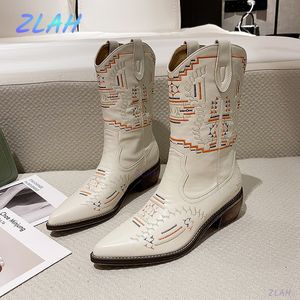 ブーツ女性の膝の長さのブーツZlah Western Cowboy Bootsed Toe Winter Warm Boots女性コサックブーツ女性ブーツ230327