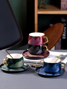 Canecas 230 ml colorido caneca de café colorida banhado a ouro europeu xícara de luxo conjunto de chá de chá leve à tarde