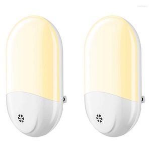 Night Lights 2PCS LED Wall Plug-In Light Lamp With Automatic Sensor Soft Warm White / Electric Outlet Plug Nightlight For Bathroo