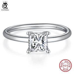 Bant Yüzükleri Orsa Jewels Solid 925 STERLING Gümüş 1CT De Renk Prenses Kesim Moissanite Solitare Düğün Nişan Yüzükleri Kadınlar için SMR57 Z0327