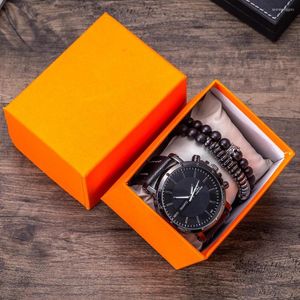 Armbandsur Creative Men's Gift Set med Box Watches Armband Vackert Packaged Casual Quartz Male Clock Presents for Men