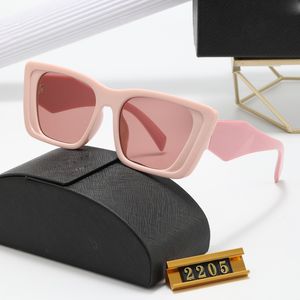 Mirror Gentle Police Graceful Noble Nice Men Bella per la classica Qulity Designer Designer Caddis Eyewear Art Retro Summer Women Occhiali da sole Symbole Series