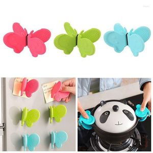 Table Mats Kitchen Tools Anti-scalding Clip Butterfly Shaped Silicone Anti-scald Devices Fridge Magnet Tool Insulation Plate Clamp