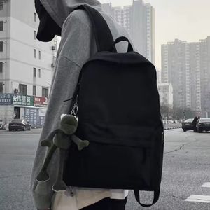 Bolsas da escola 2023 Men Backpack ombro Mochilas Casuais Mochilas Bolsa Esportiva ao ar livre Pacote de costas coreano de laptop de viagem 230328