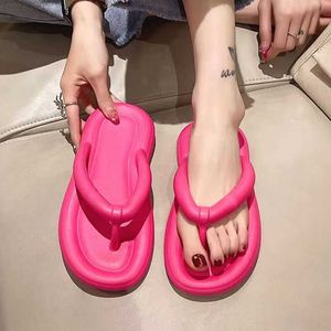 Hausschuhe Bequeme Tanga Flip-Flops Frauen Cloud Hausschuhe Sommer Schuhe 2023 Memory Foam Kissen Rutschen Orthopädische Clip Toe Männliche Strand sandalen Z0328