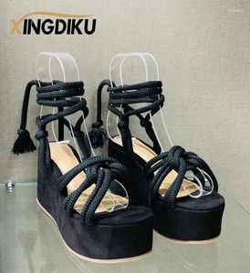 Sandaler 2023 Summer Fashion Tjocksoled Platform Wedge-Heeled In-Line High-Heeled Women's Lace-Up Shoes