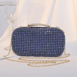 Kvällspåsar Full Crystal Rhinestone Party Wedding Dress Purse Women's Oval Mini Handväska 2023 Kopplingar Shining Bag Wholesale B531