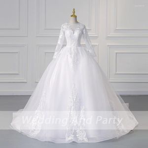 Bröllopsklänning Elegant brud plus storlek långärmad spets klänning vit muslimsk boll äktenskap skräddarsydd