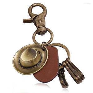 Keychains vintage brons cowboy hatt charm mångkligande ringbrun läderhänge nyckelringar tillbehör modesmycken gåvor