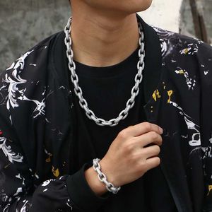 Festsmycken 10mm 18K Guldpläterad mässing AAAAA Zirkon Iced Out O Chain Cuban Link Necklace för män