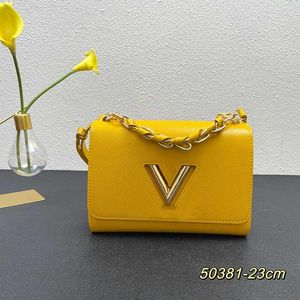 Bolsa tiracolo tiracolo de alta qualidade Bolsas torcidas Bolsa com alça removível Couro genuíno Ferragens douradas Letras da moda Carteiras simples 23 cm